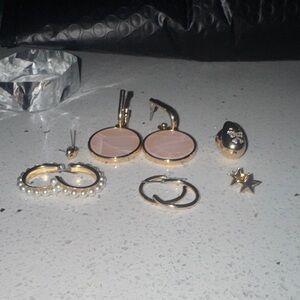 Lot of park lane earrings gold